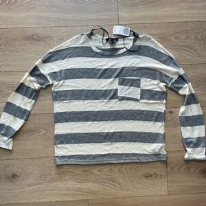 NWT Forever Young white and grey sweater size M